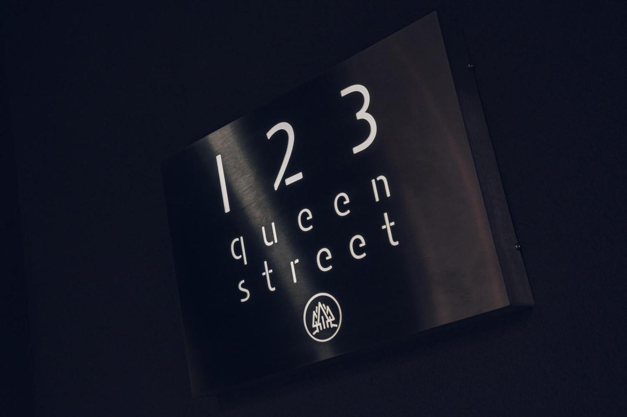 123 Queen Street - Home Crowd Luxury Apartments Шефилд Экстерьер фото